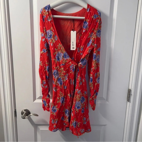 Zara Womens Red Floral V Neck  Wrap Ruched Long Sleeve Dress size S - Picture 5 of 10